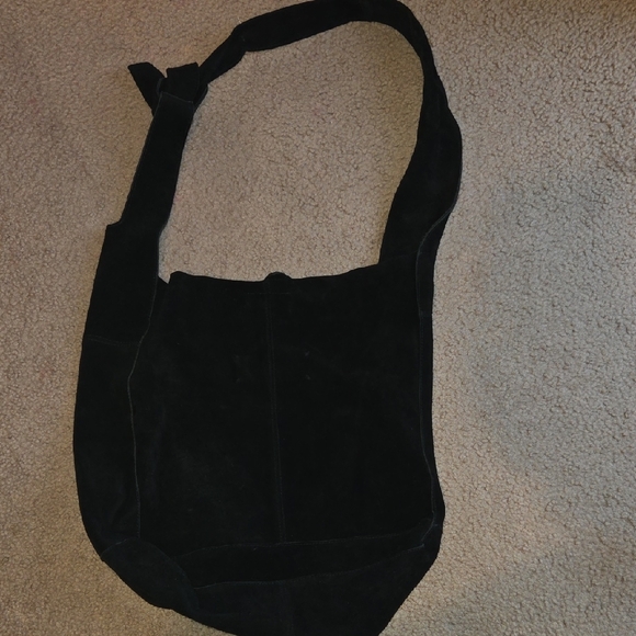 Free People Black Leather Slouchy Shoulder Bag - Picture 6 of 6